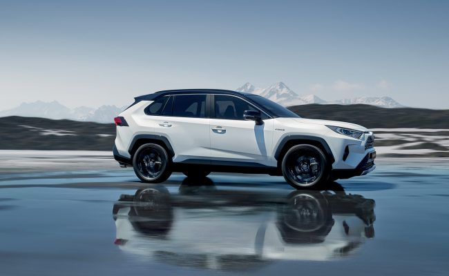 Inovativna Toyota na Pariškem avtosalonu
